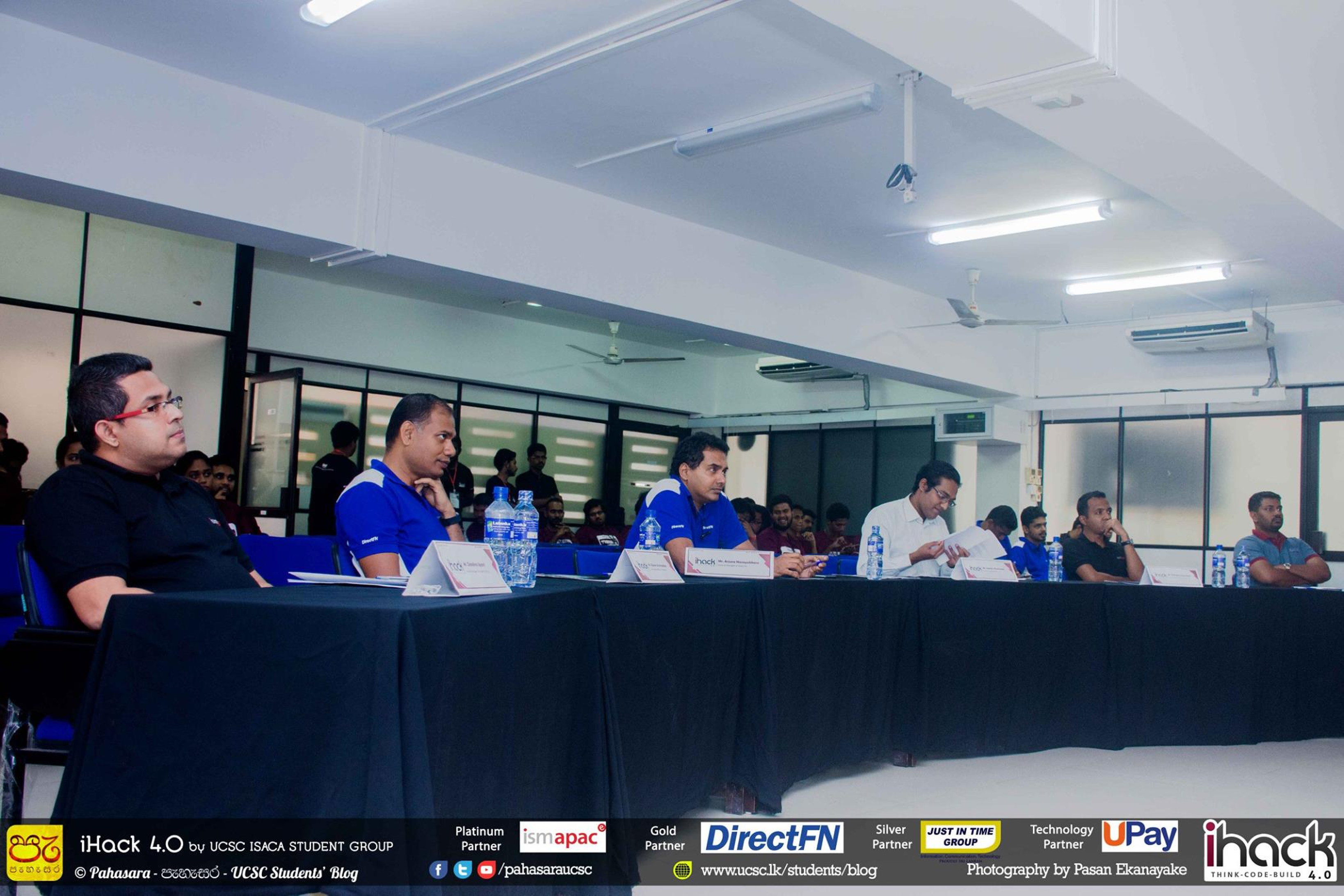 iHack 2018 competition in progress